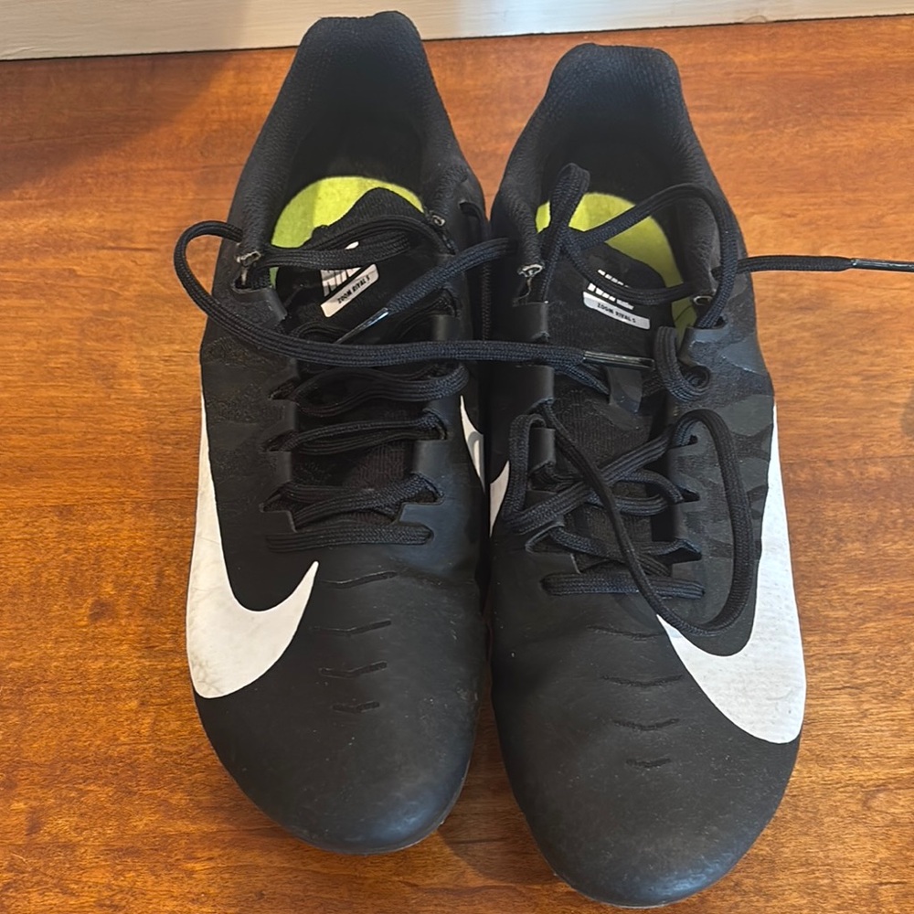 Nike Black and White Men's Shoes